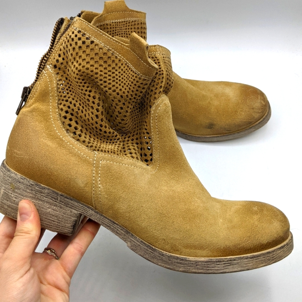 Sundance Catalog Leather Slouchy Boots Size 40/10